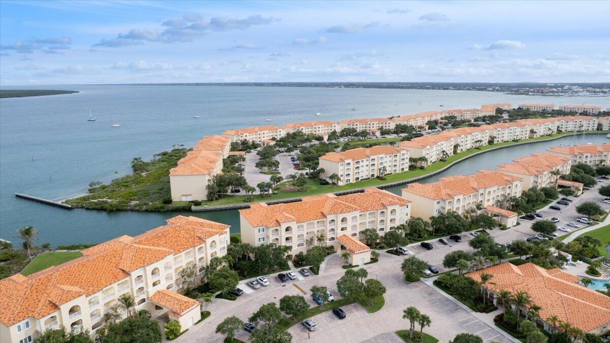 HARBOUR ISLE AT HUTCHINSON ISLAND EAST - Residential Lease