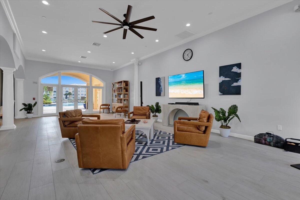 HARBOUR ISLE AT HUTCHINSON ISLAND EAST - Residential Lease