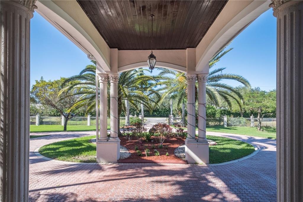 Sunshine Ranches - Residential