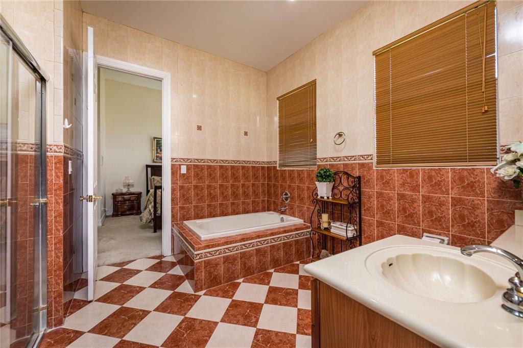 Sunshine Ranches - Residential