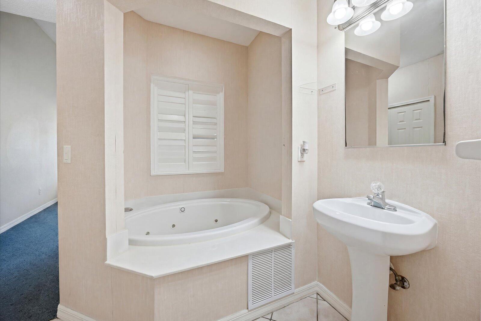 GOLF VILLAS II CONDOMINIUM - Residential