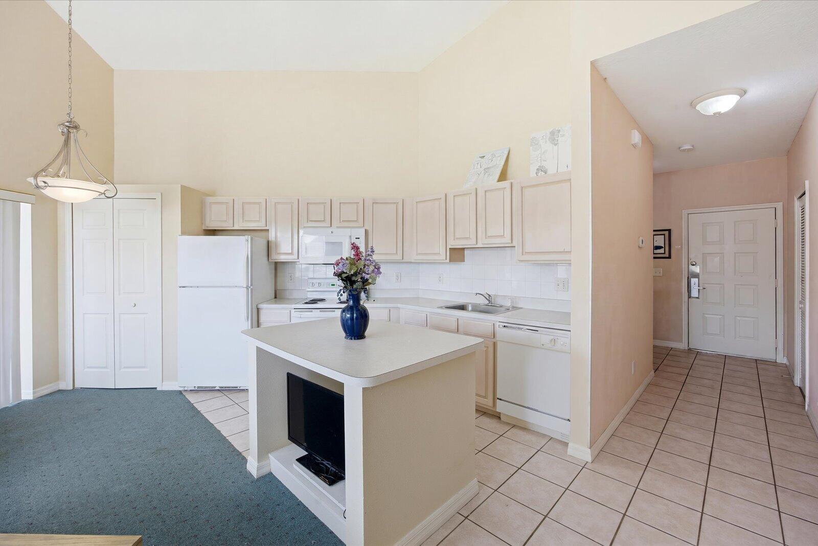 GOLF VILLAS II CONDOMINIUM - Residential