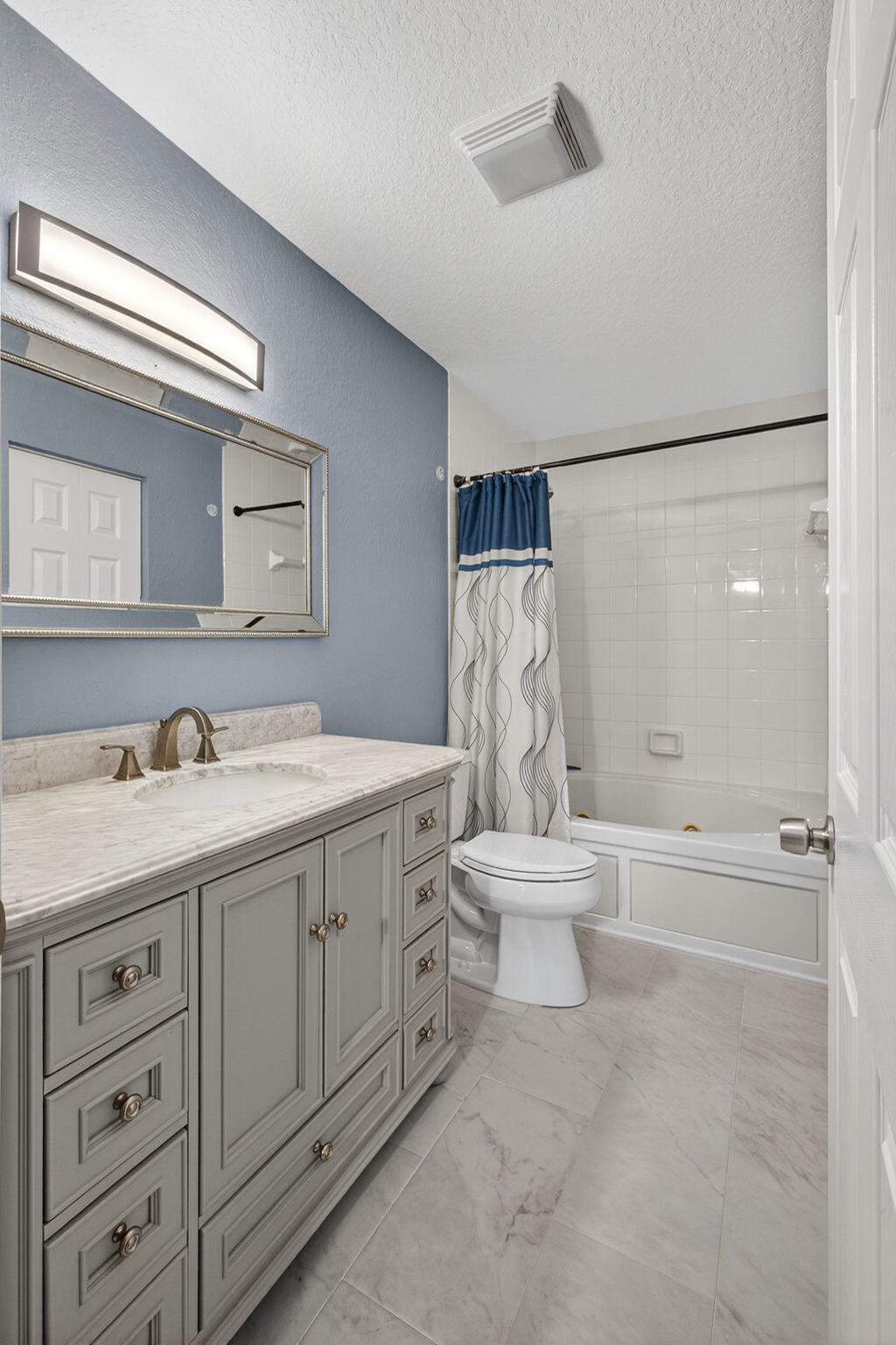 LENA LANE WEST - Residential