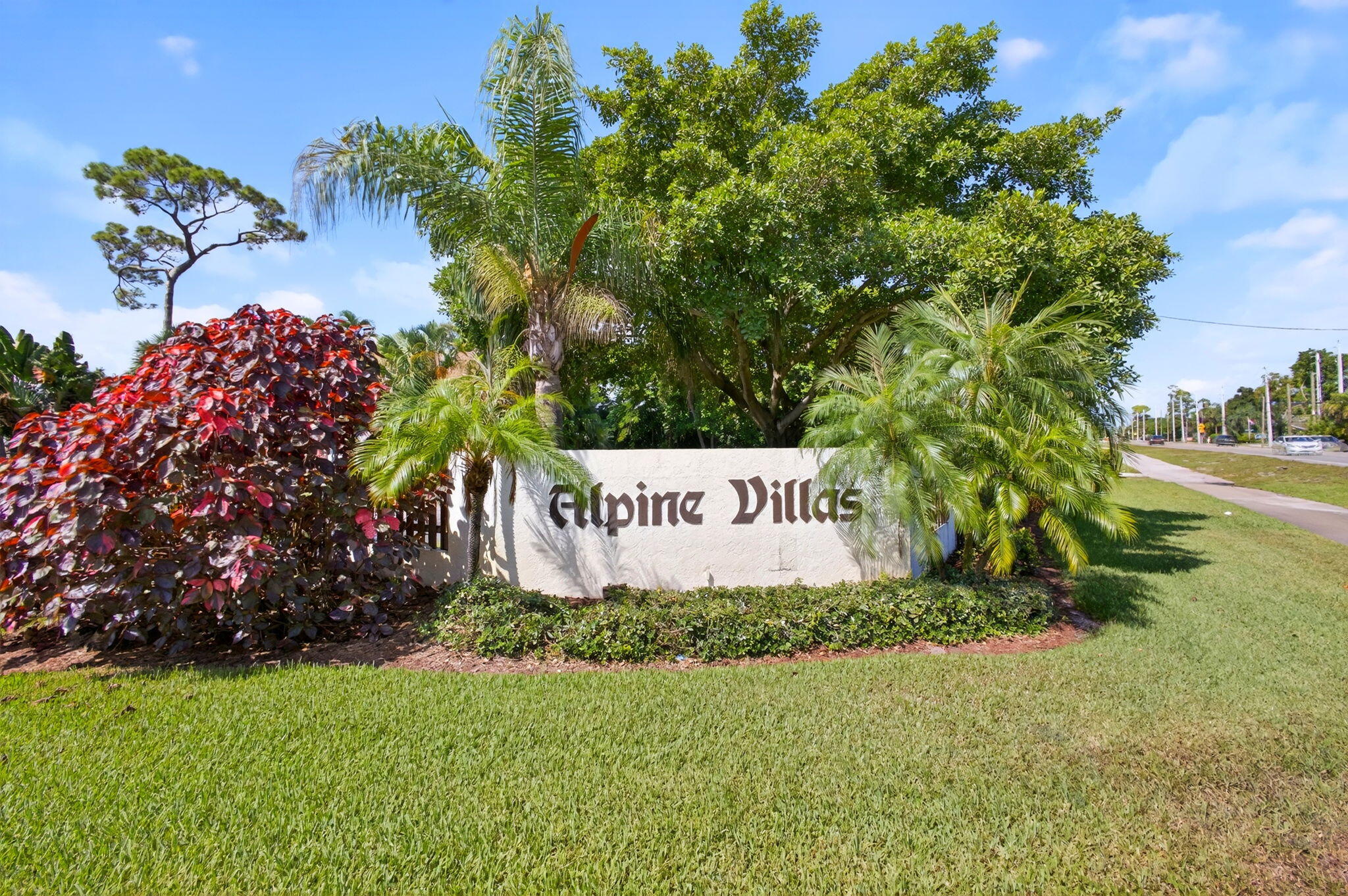 LENA LANE WEST - Residential