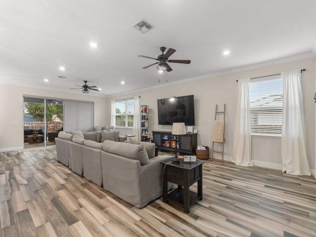 PORT ST LUCIE SECTION 17 - Residential