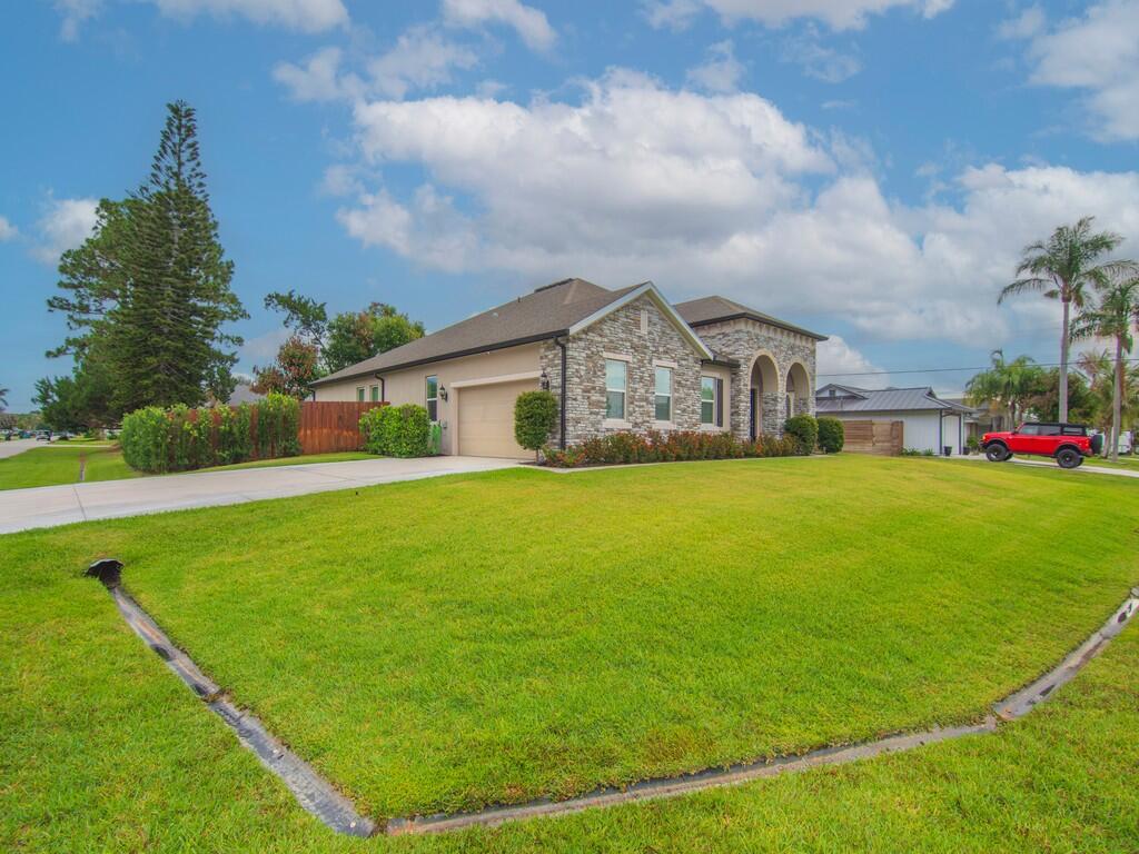 PORT ST LUCIE SECTION 17 - Residential
