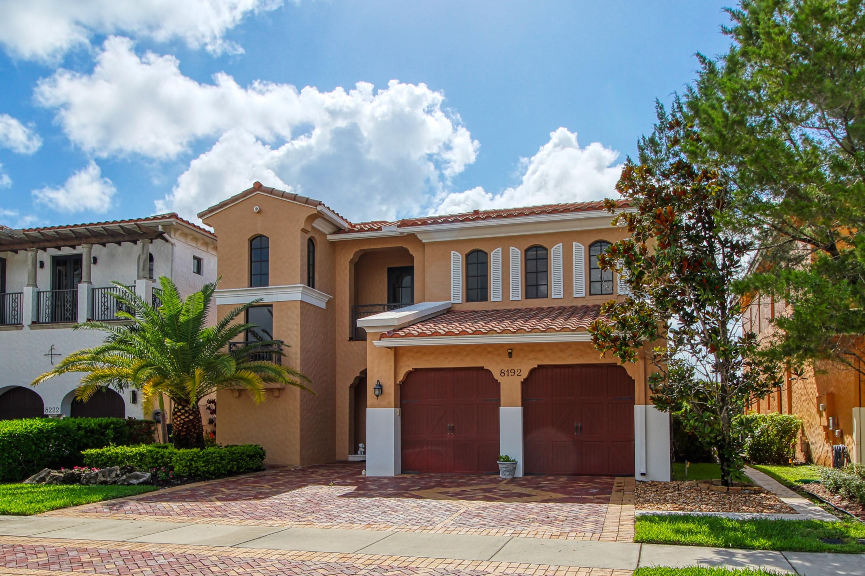 PARKLAND GOLF AND COUNTRY CLUB - Residential