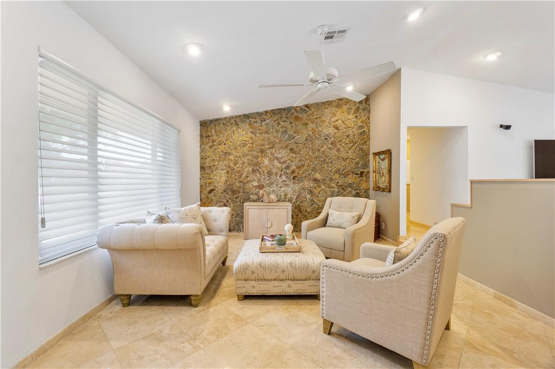 Maplewood 80-37 B - Residential