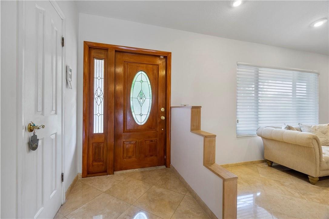 Maplewood 80-37 B - Residential