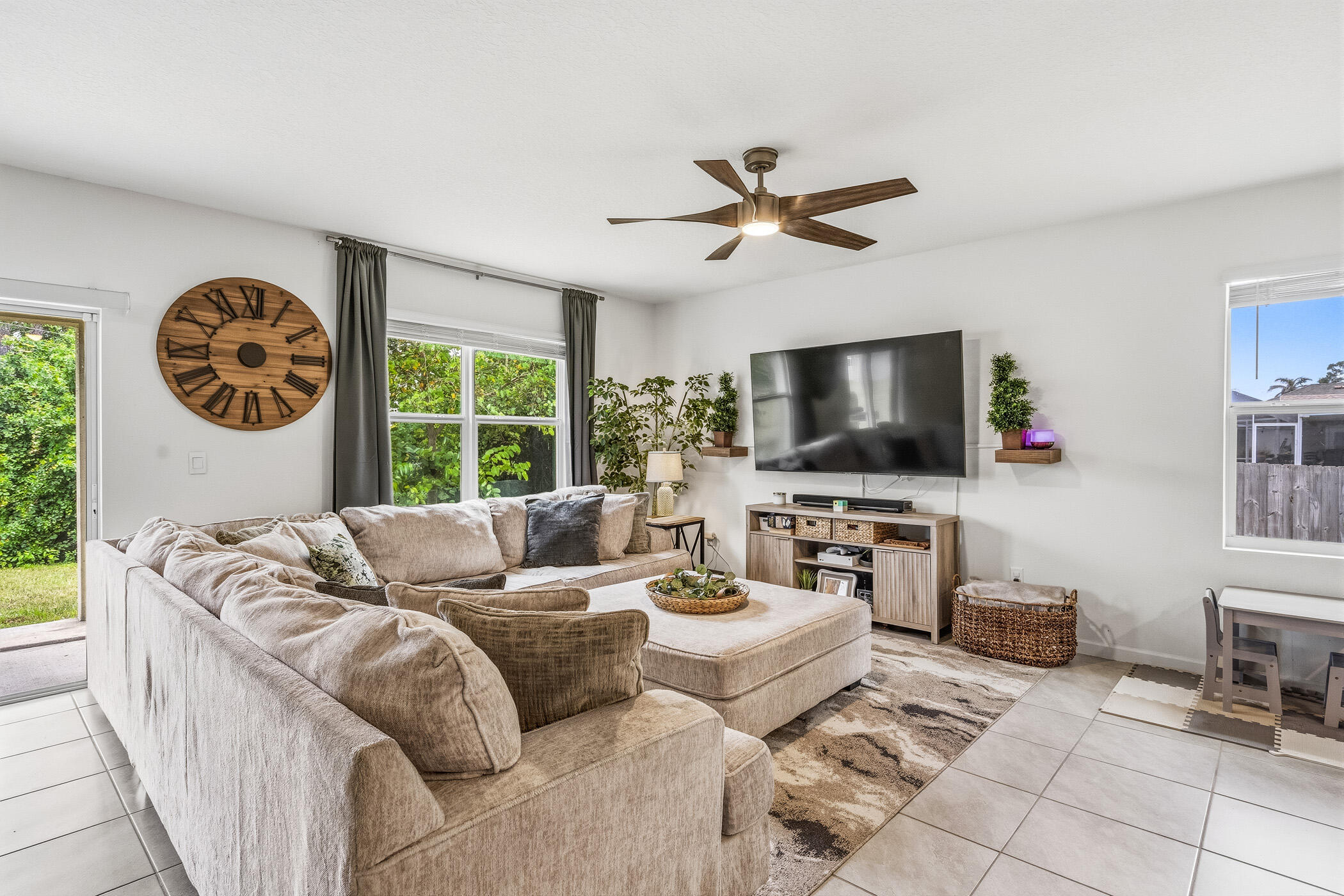 PORT ST LUCIE SECTION 11 - Residential