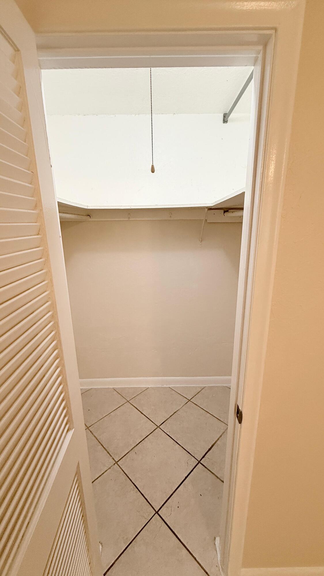 LAKE PARK ADD 1 - Residential Lease