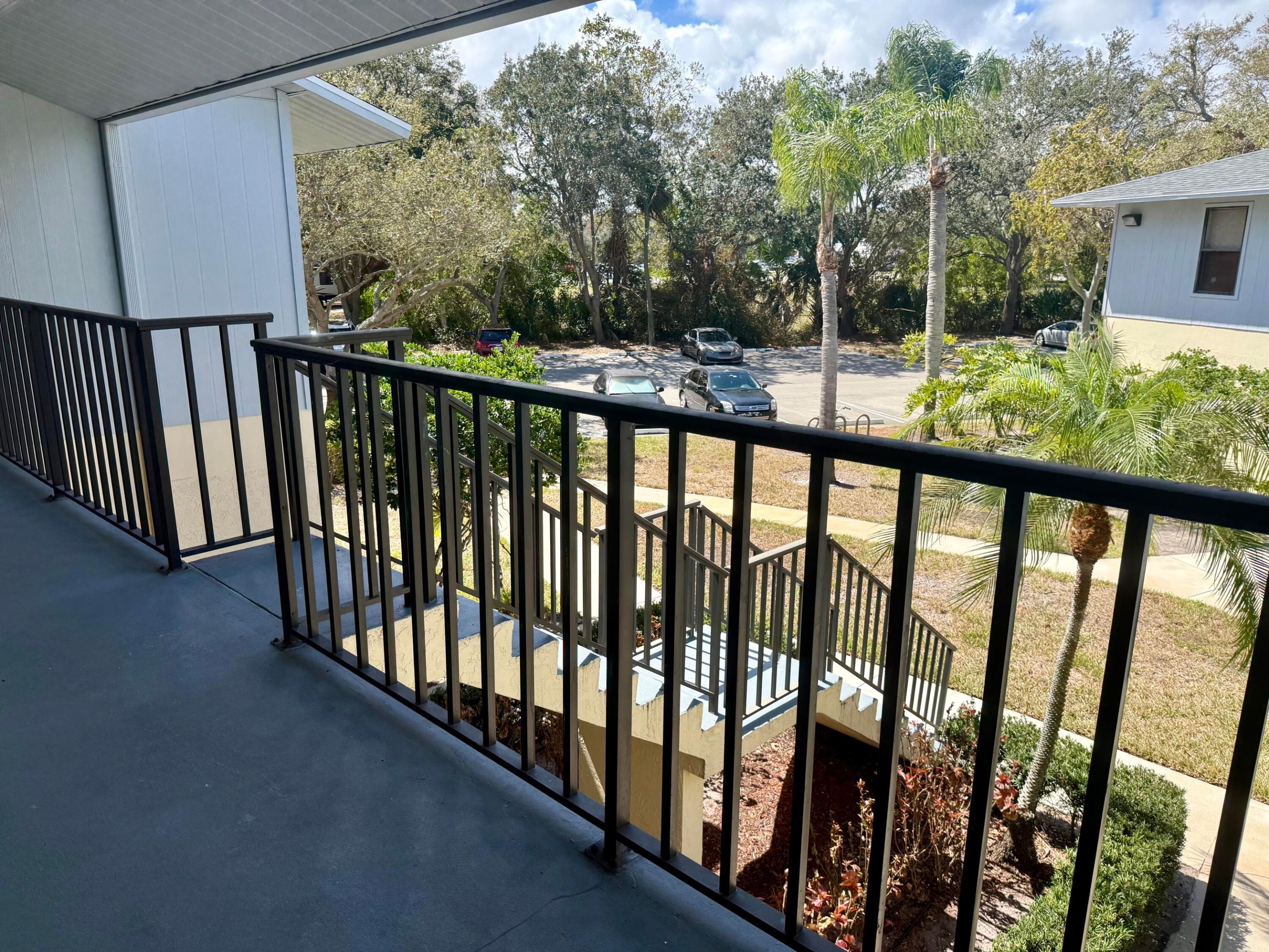 FAIRWAY PALMS CONDO - Residential