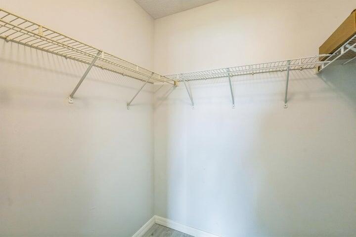 FAIRWAY PALMS CONDO - Residential