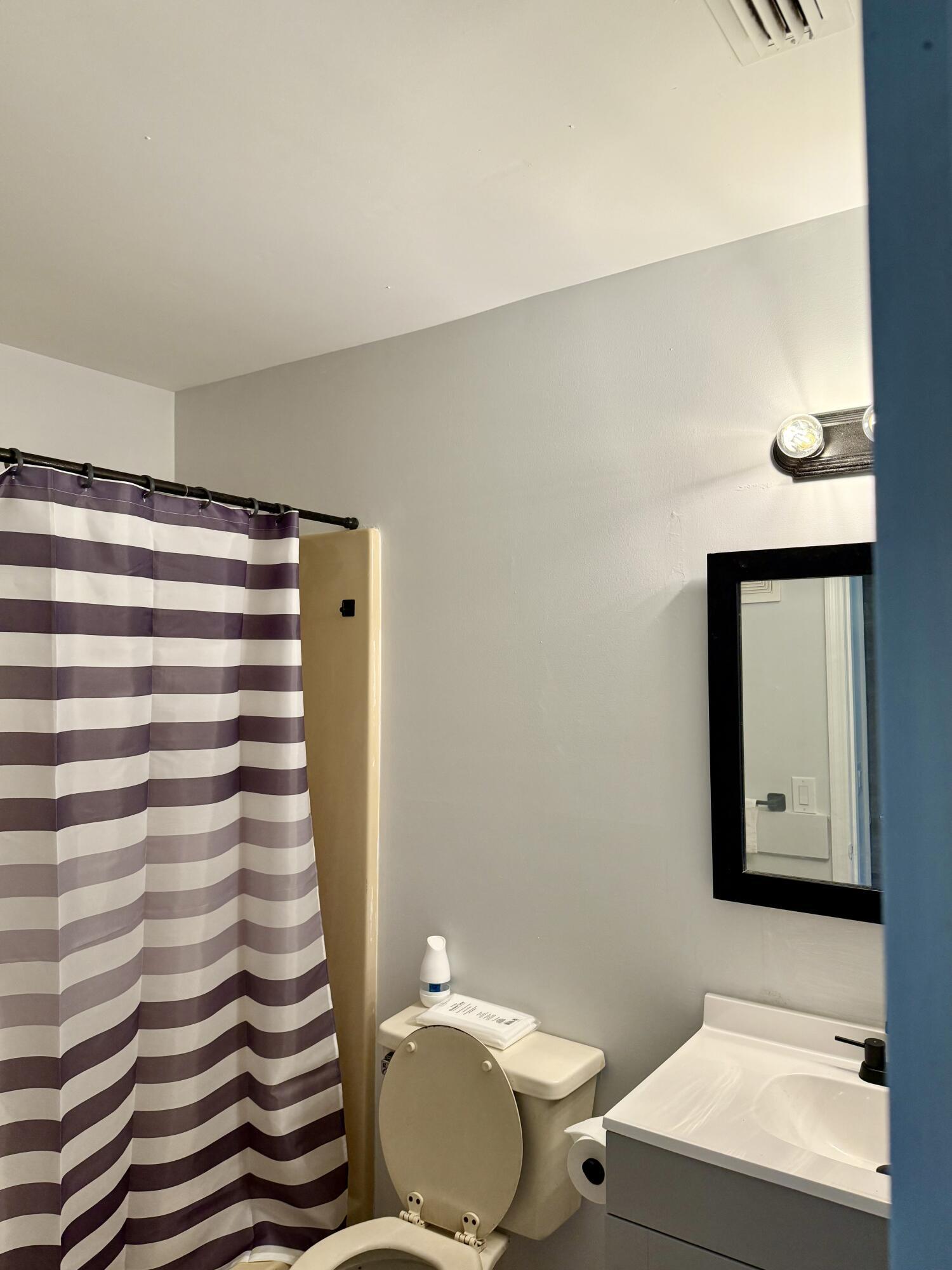 FAIRWAY PALMS CONDO - Residential