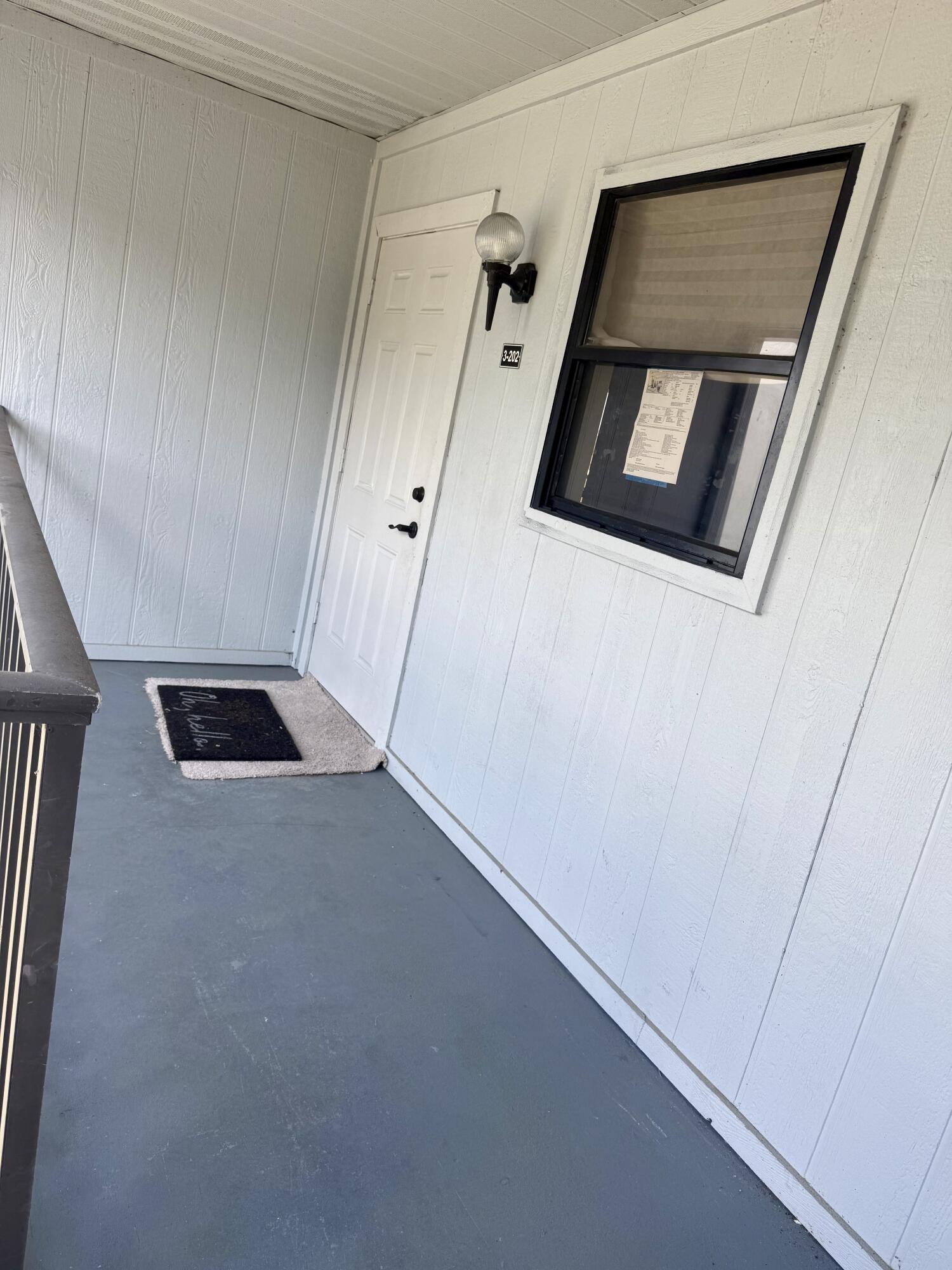 FAIRWAY PALMS CONDO - Residential