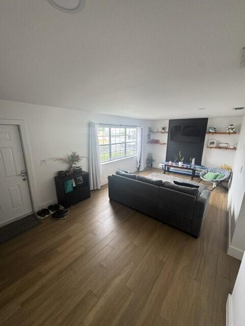 ARROWHEAD GOLF & TENNIS CLUB - Residential