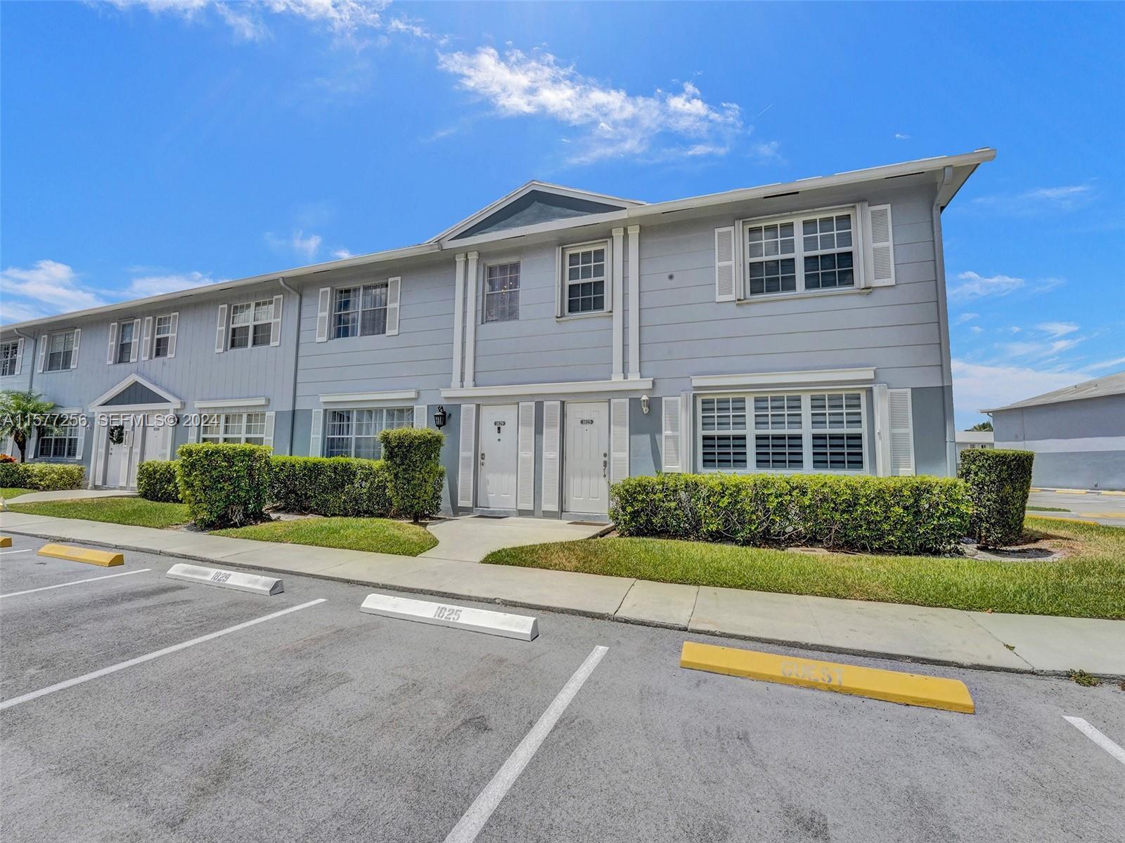 Amazing 3 Beds/2.5 Baths townhouse in Arrowhead Golf & Tennis community. Kitchen and bathrooms are remodeled . Brand-new flooring throughout and a fenced backyard .Brand-new Water heater. HOA handles roof and exterior maintenance. You are minutes away from 595, Nova University, and shopping . Close  to the airport, Hard Rock Stadium and Casino, beautiful beaches, Sawgrass Mills Mall . Community has a children's tot lot and pool, Low HOA Fee, all ages and pet friendly.