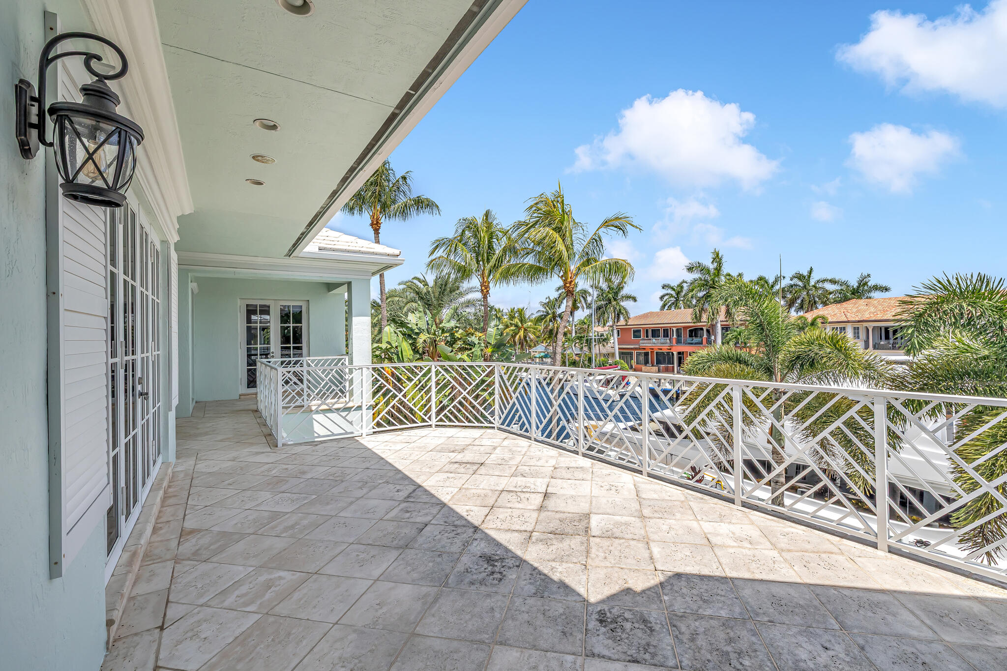 LIGHTHOUSE POINT 3RD SEC - Residential