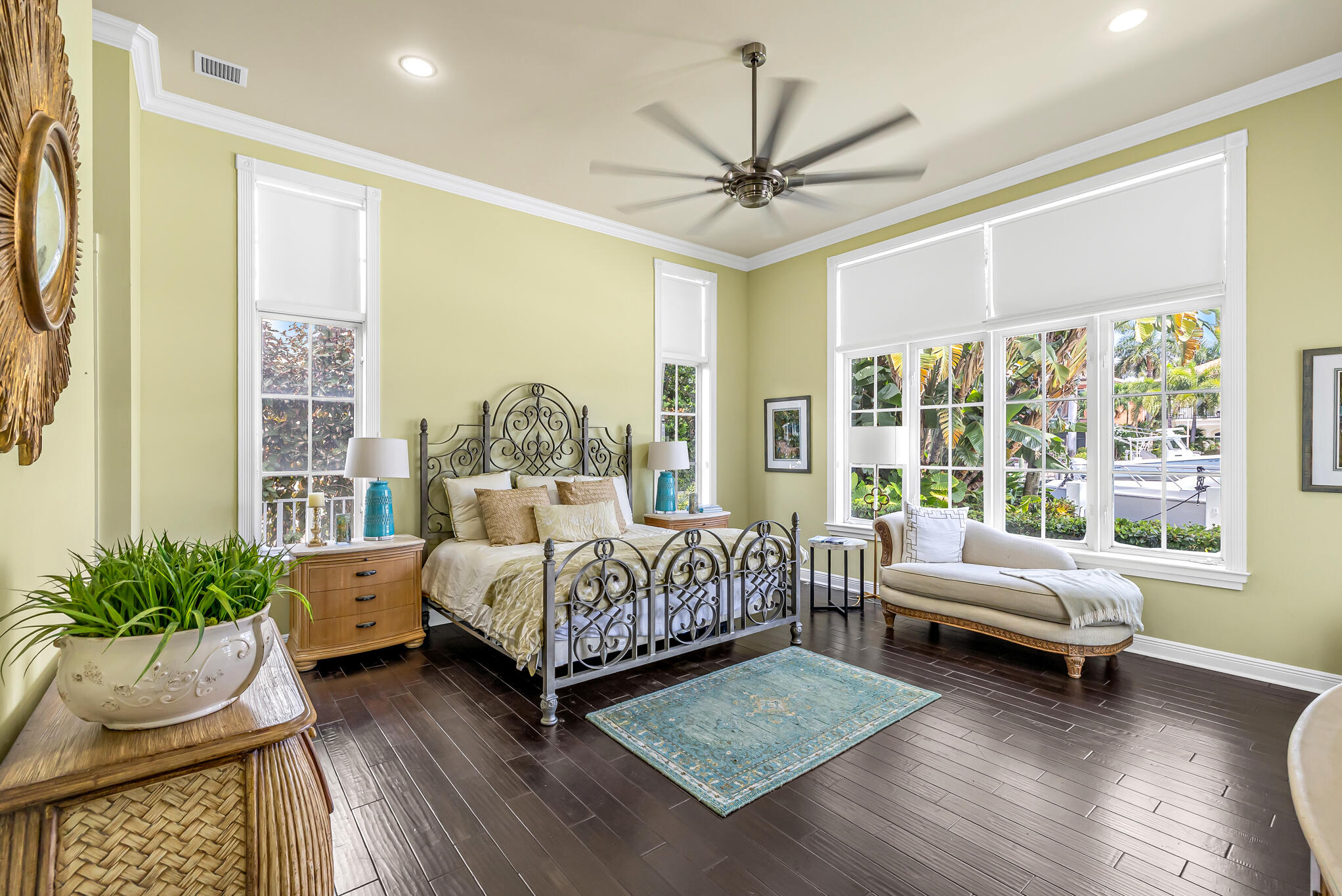 LIGHTHOUSE POINT 3RD SEC - Residential