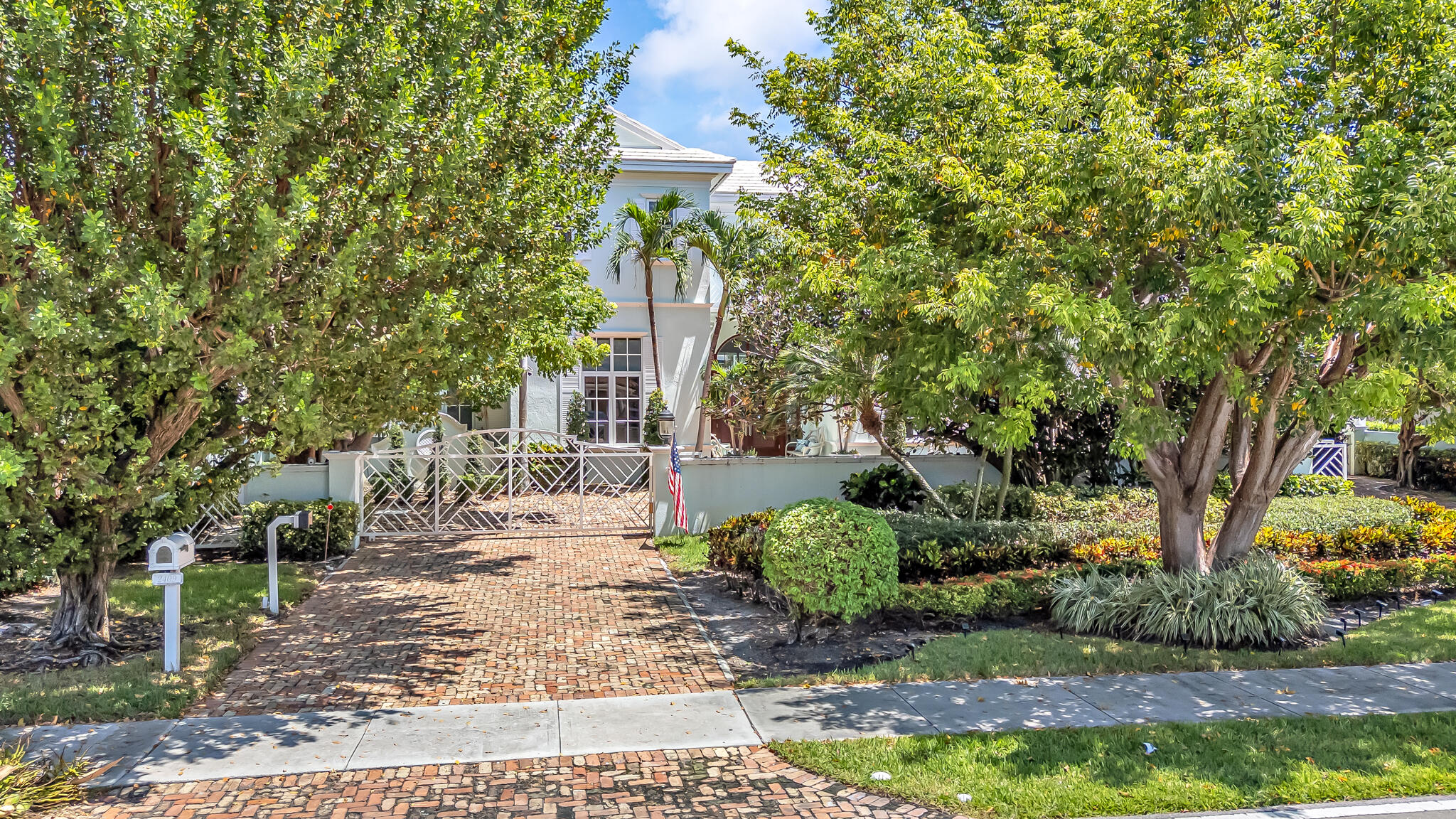 LIGHTHOUSE POINT 3RD SEC - Residential