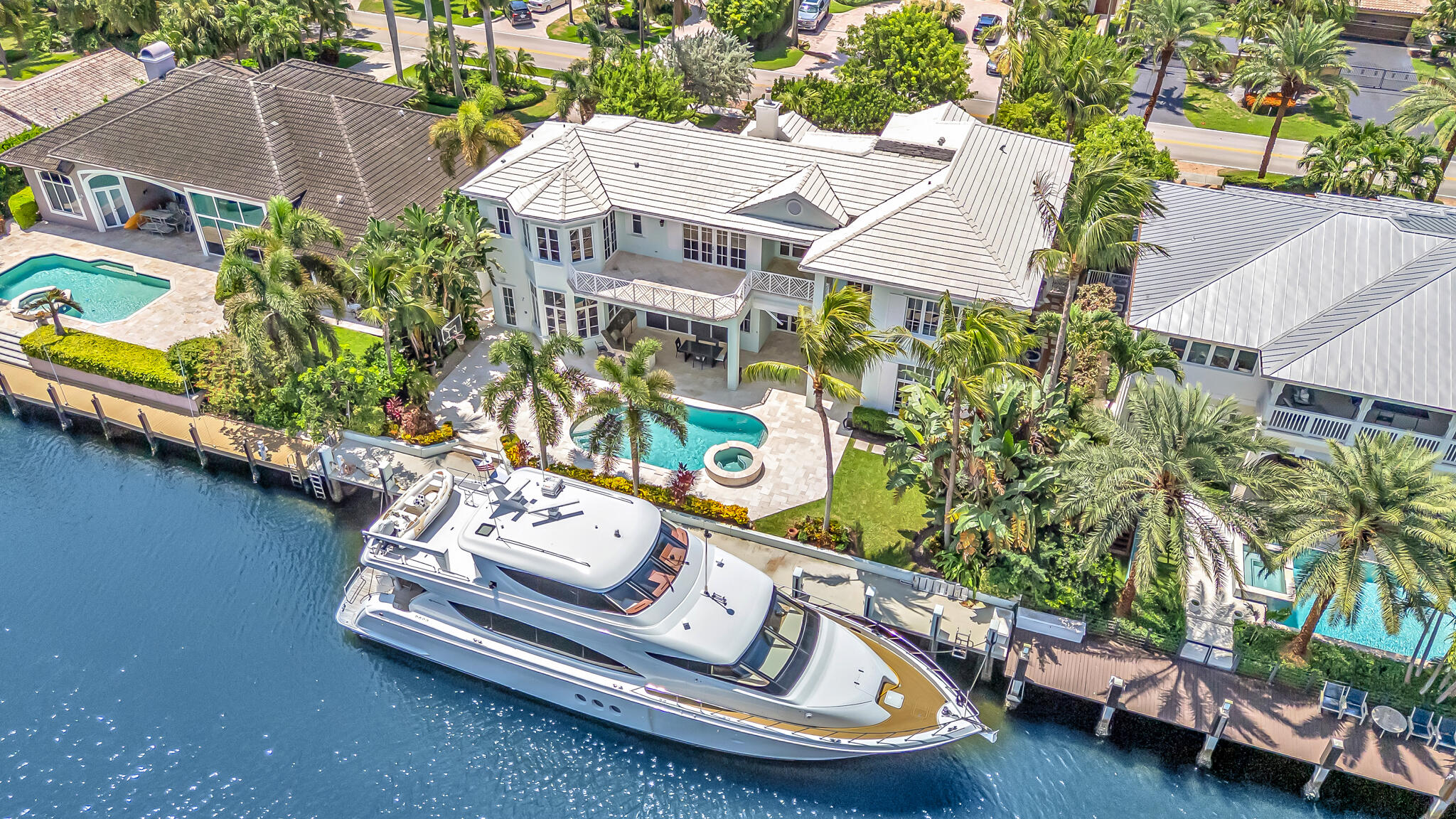 LIGHTHOUSE POINT 3RD SEC - Residential