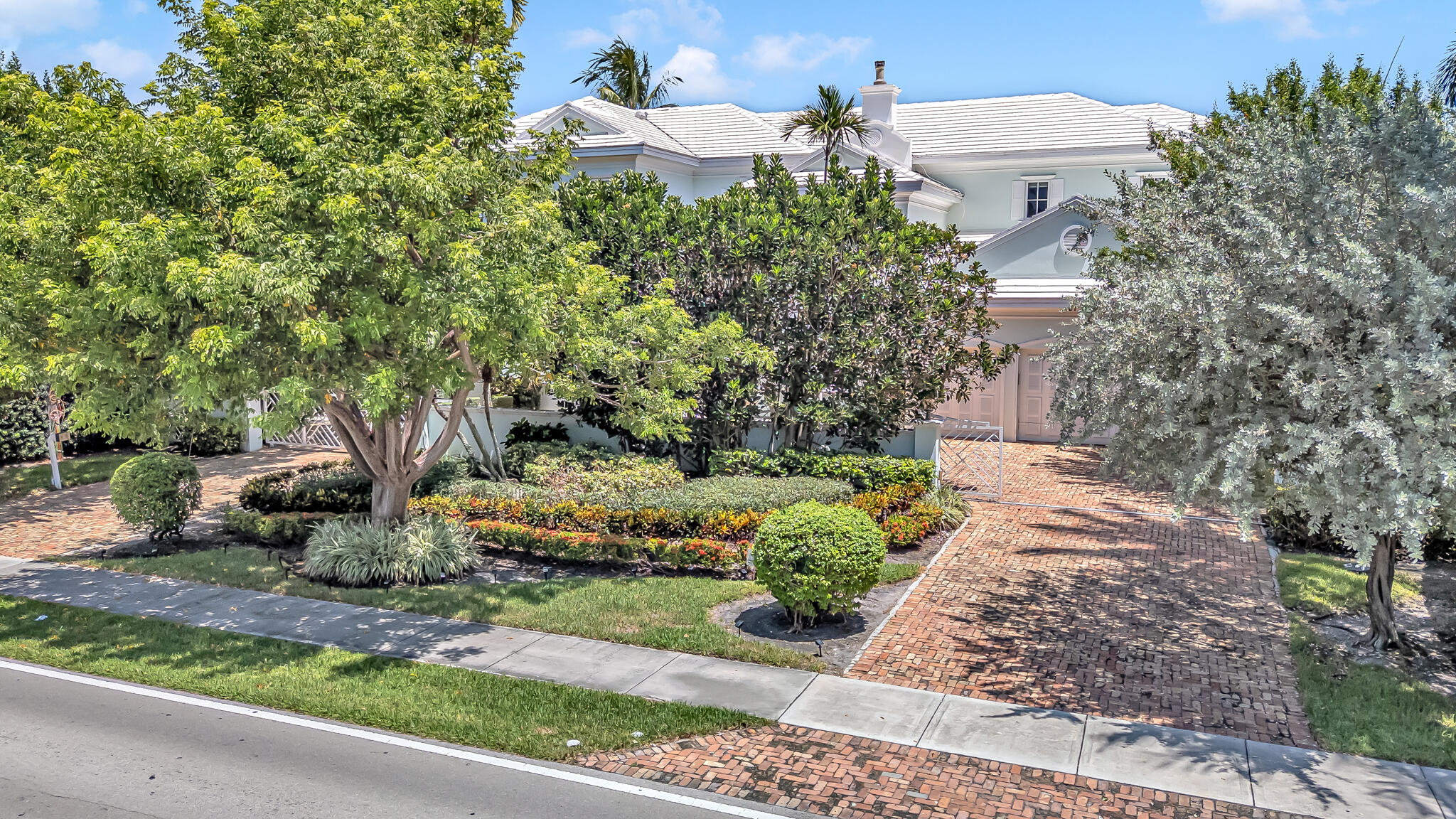 LIGHTHOUSE POINT 3RD SEC - Residential