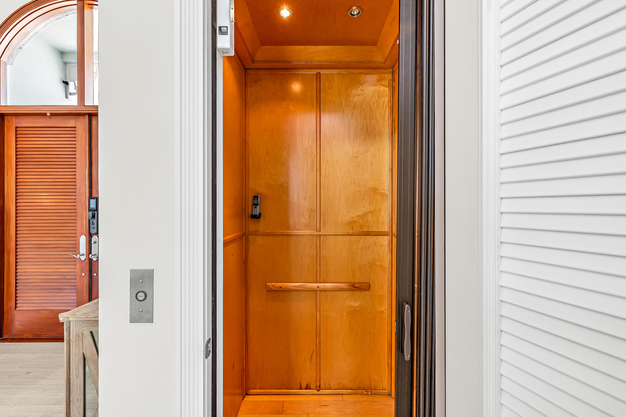 LIGHTHOUSE POINT 3RD SEC - Residential