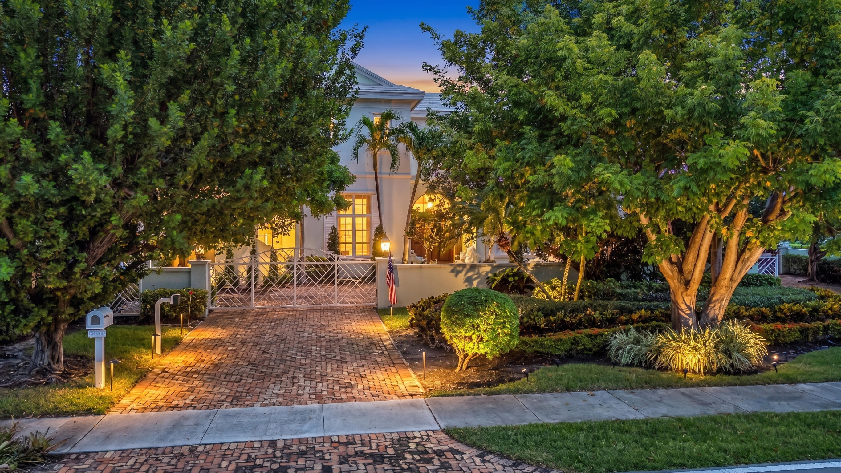 LIGHTHOUSE POINT 3RD SEC - Residential
