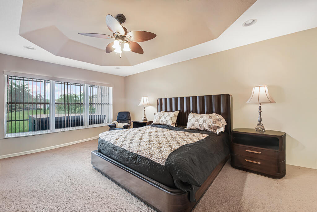 Valencia Shores - Residential