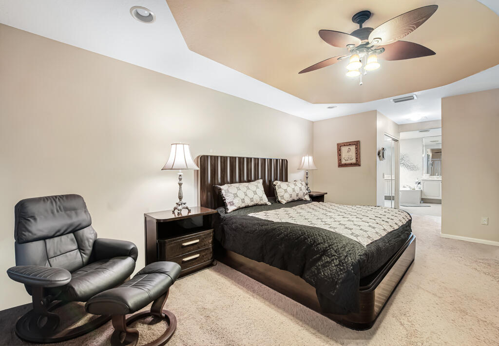 Valencia Shores - Residential