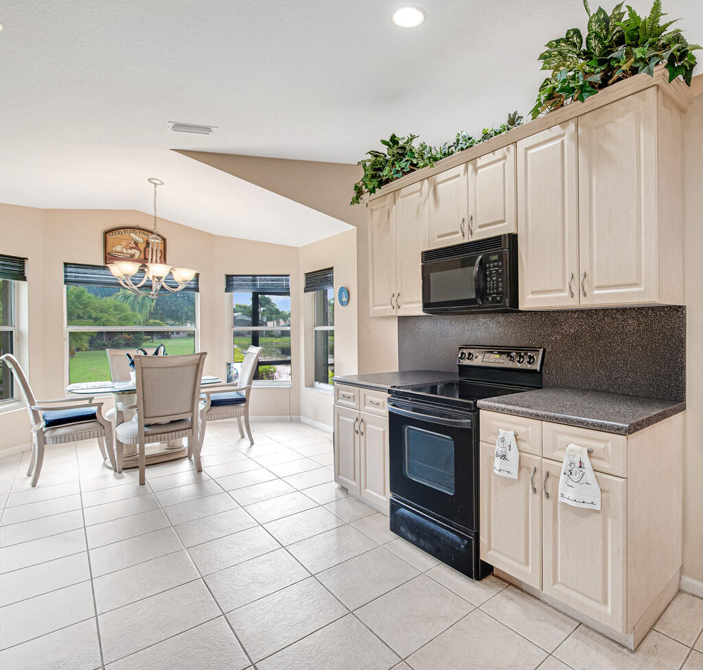 Valencia Shores - Residential