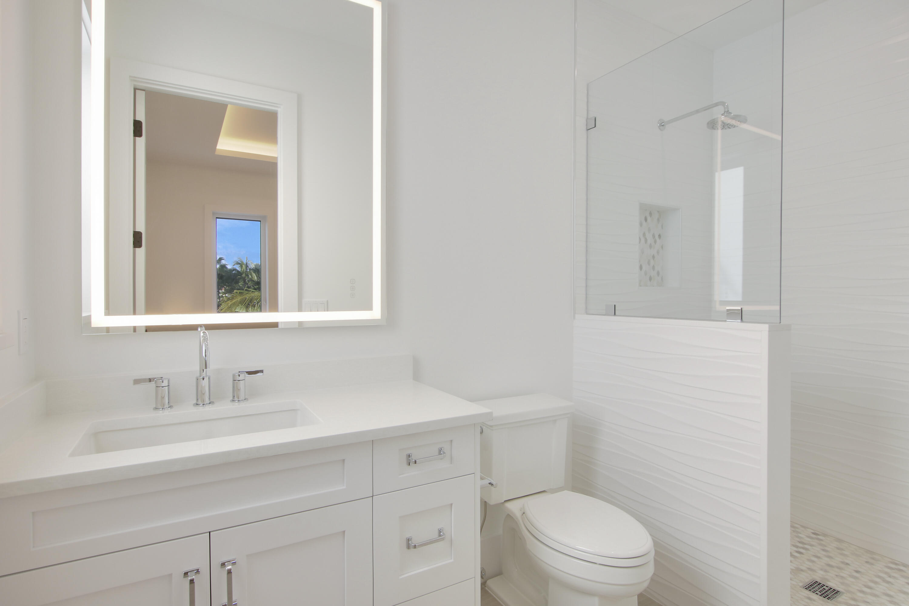 HARBOUR POINT MARINA - Residential