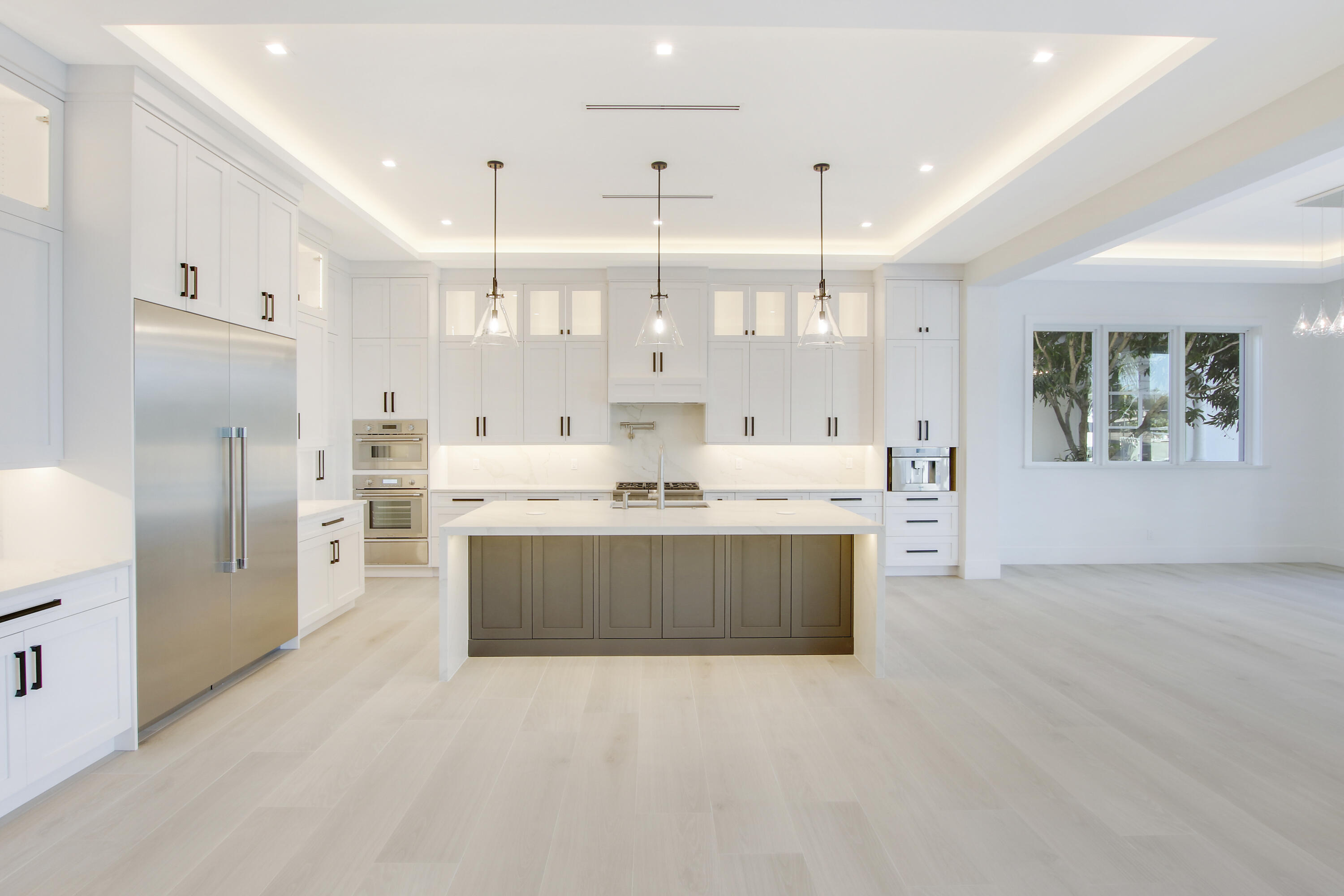HARBOUR POINT MARINA - Residential