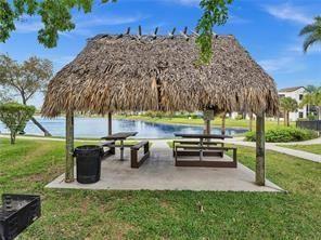 LAKE POINTE - Residential