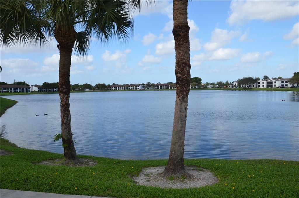 LAKE POINTE - Residential