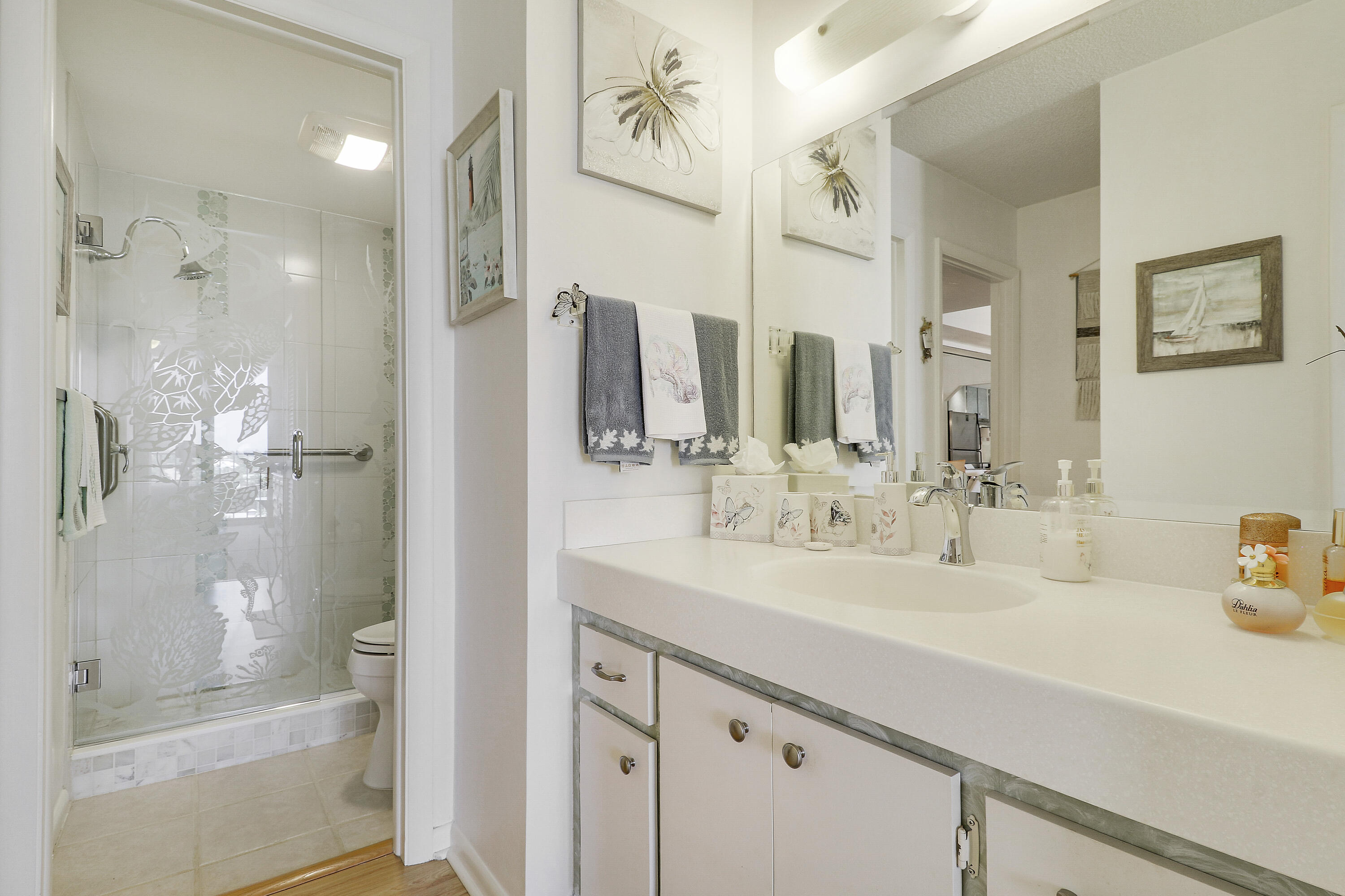OCEAN VILLAS CONDO APTS - Residential