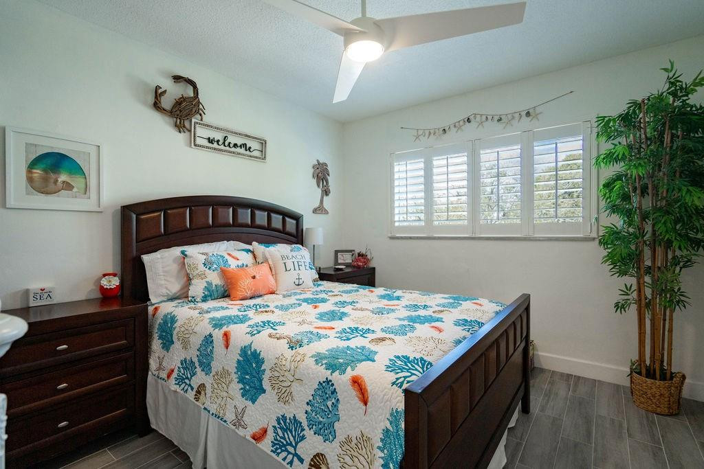 TARELTON MANOR APTS - Residential