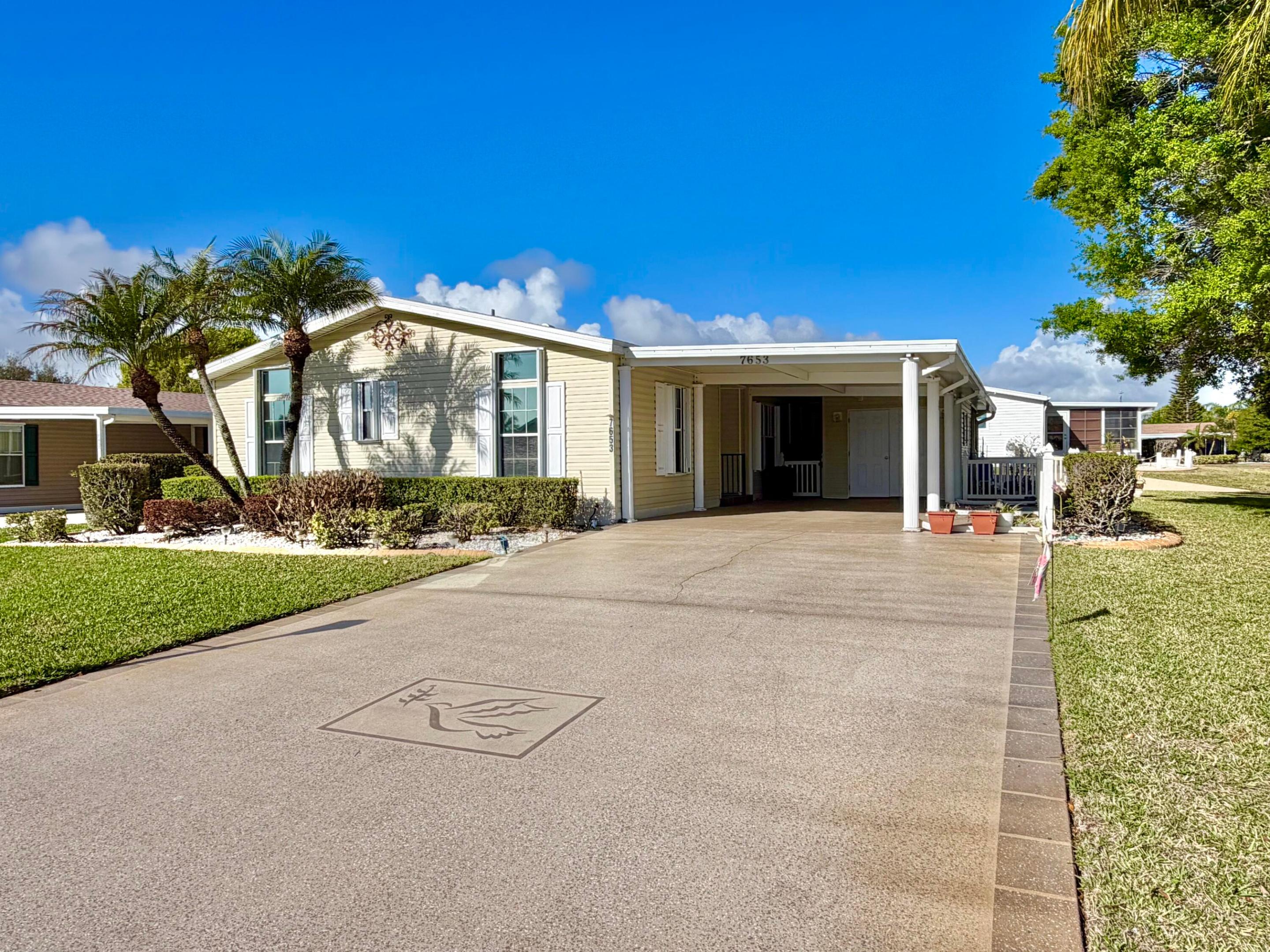 NEW roof and A/C! Oversized corner lot overlooking the Preserve offers you the ideal blend of outdoor relaxation and fun with an easy stroll to the Rec Center and our fishing ponds.  Open floor plan with split plan bedrooms ensure space for all your friends and family to gather.  Highly motivated sellers welcome you to come see and enjoy this well maintained home.