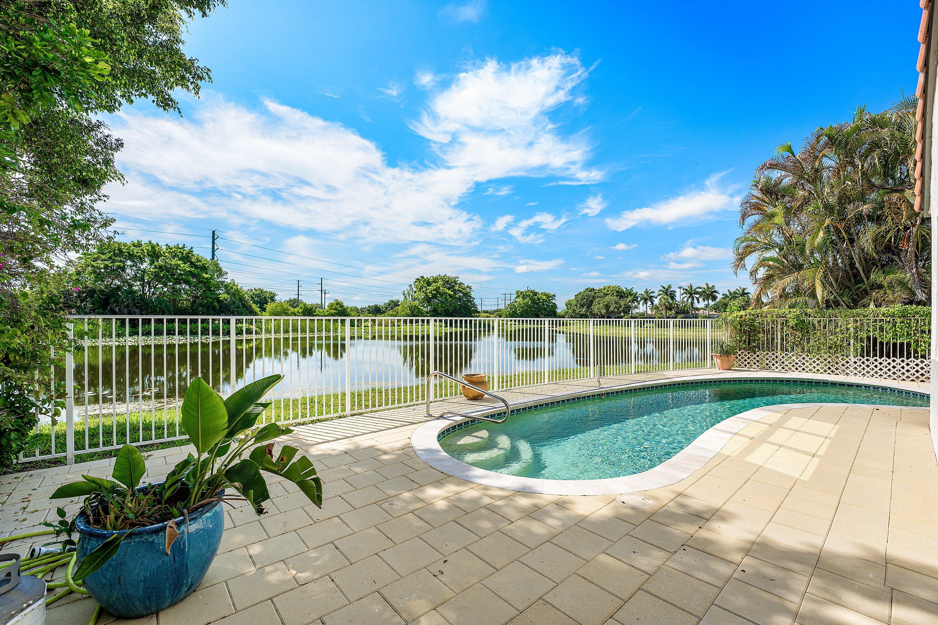 SHORES AT BOCA RATON PH 1 - Residential