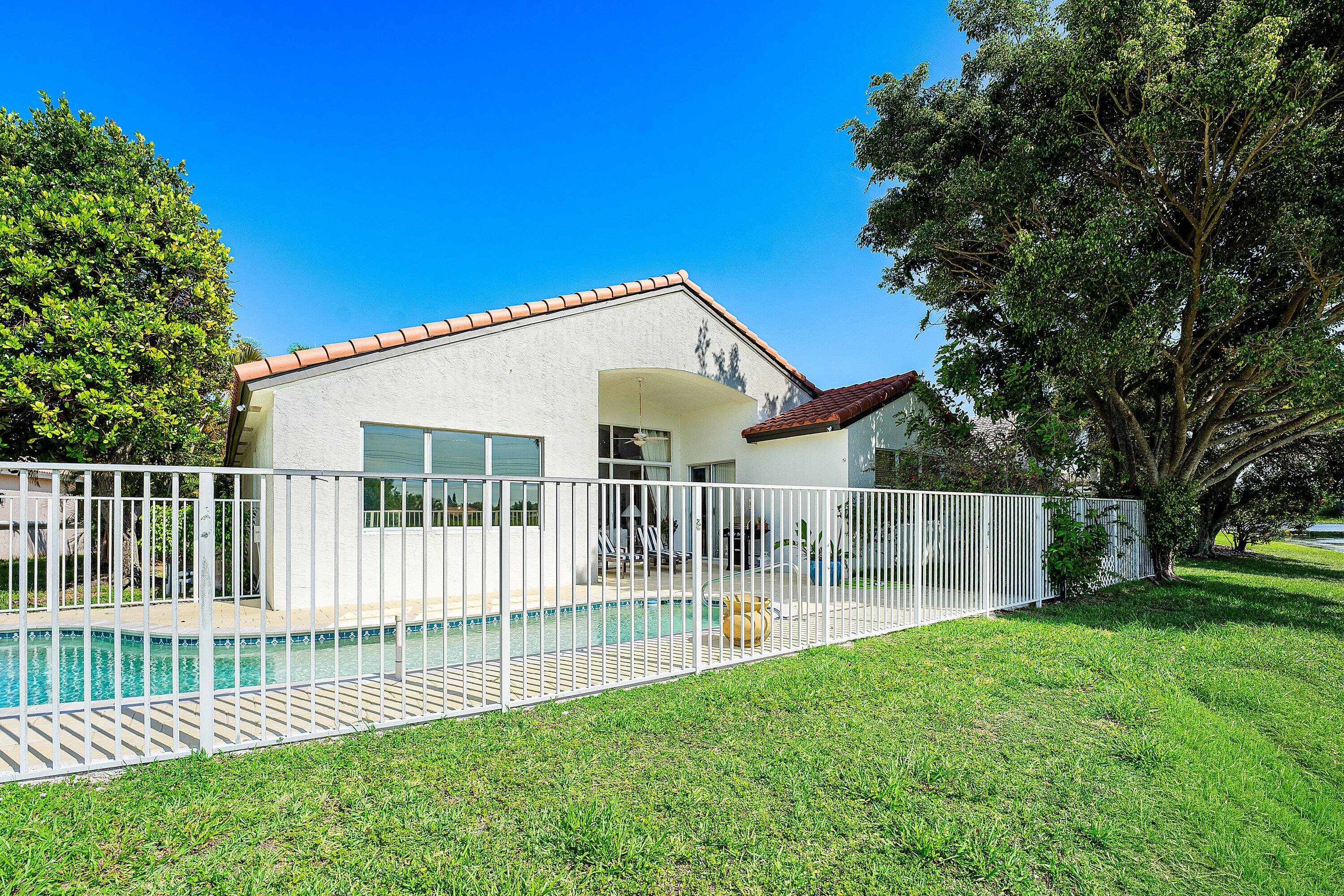 SHORES AT BOCA RATON PH 1 - Residential