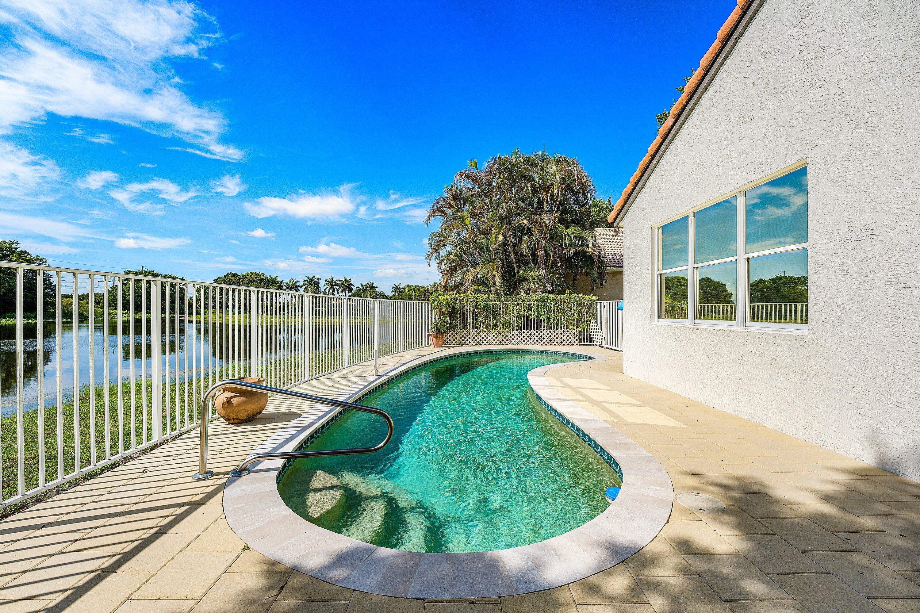 SHORES AT BOCA RATON PH 1 - Residential
