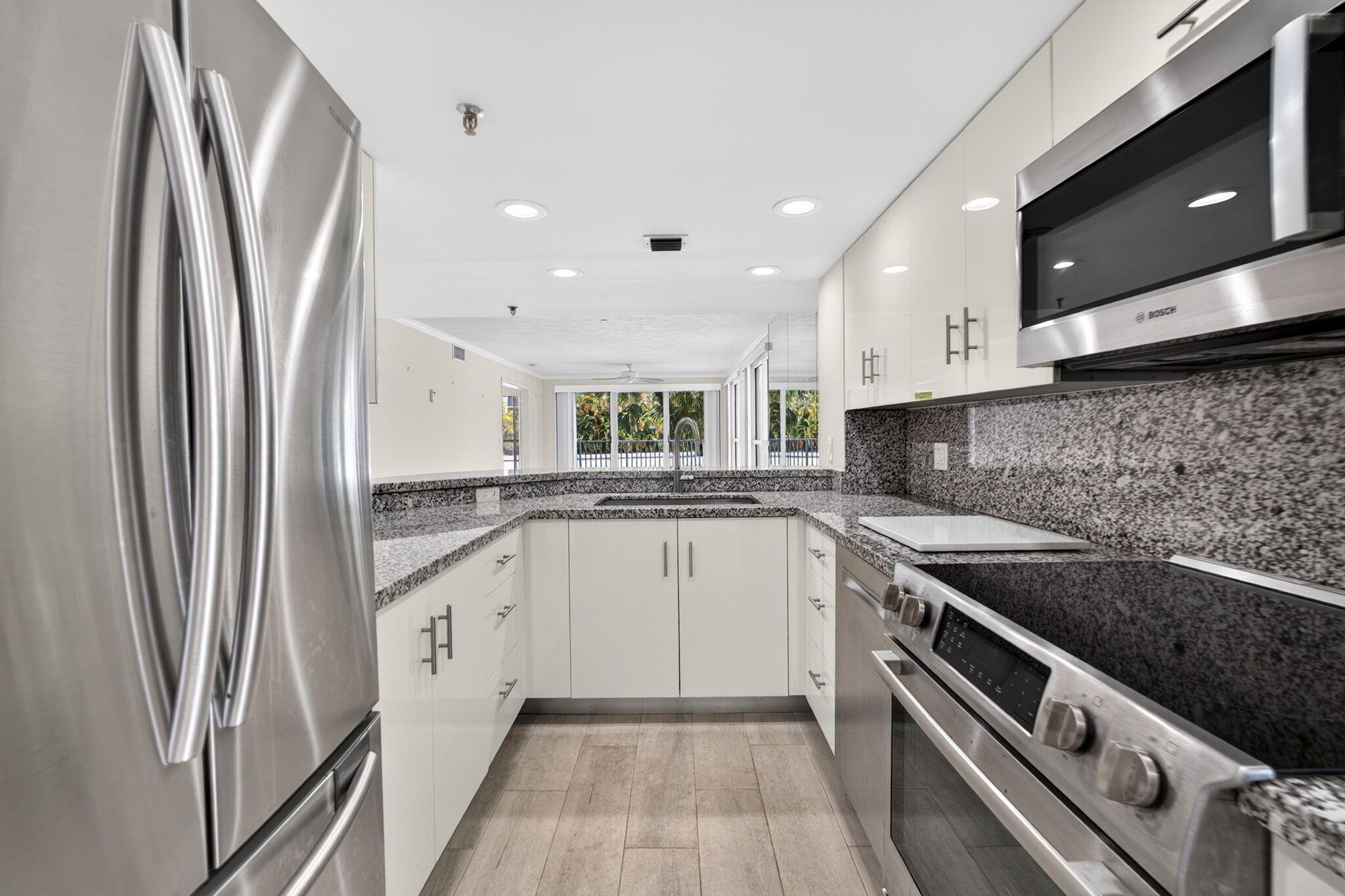 HARBOR TOWERS & MARINA CONDO - Residential Lease