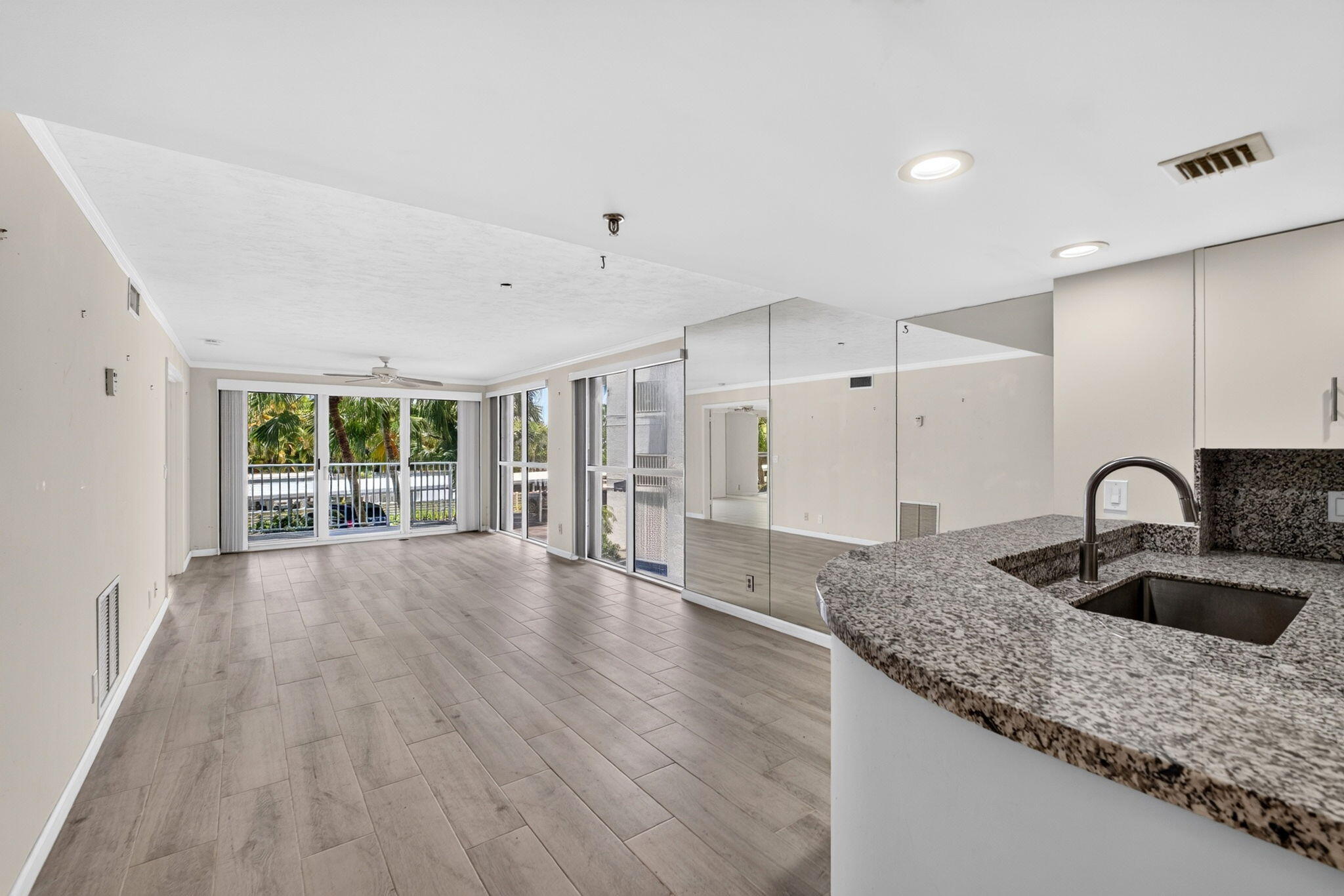 HARBOR TOWERS & MARINA CONDO - Residential Lease