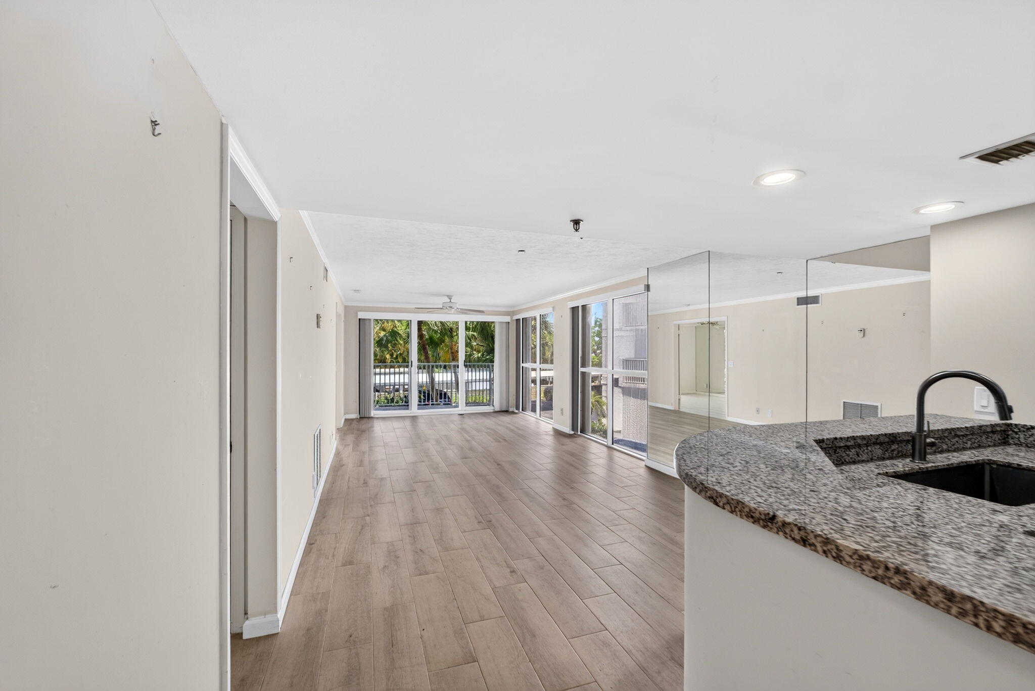 HARBOR TOWERS & MARINA CONDO - Residential Lease