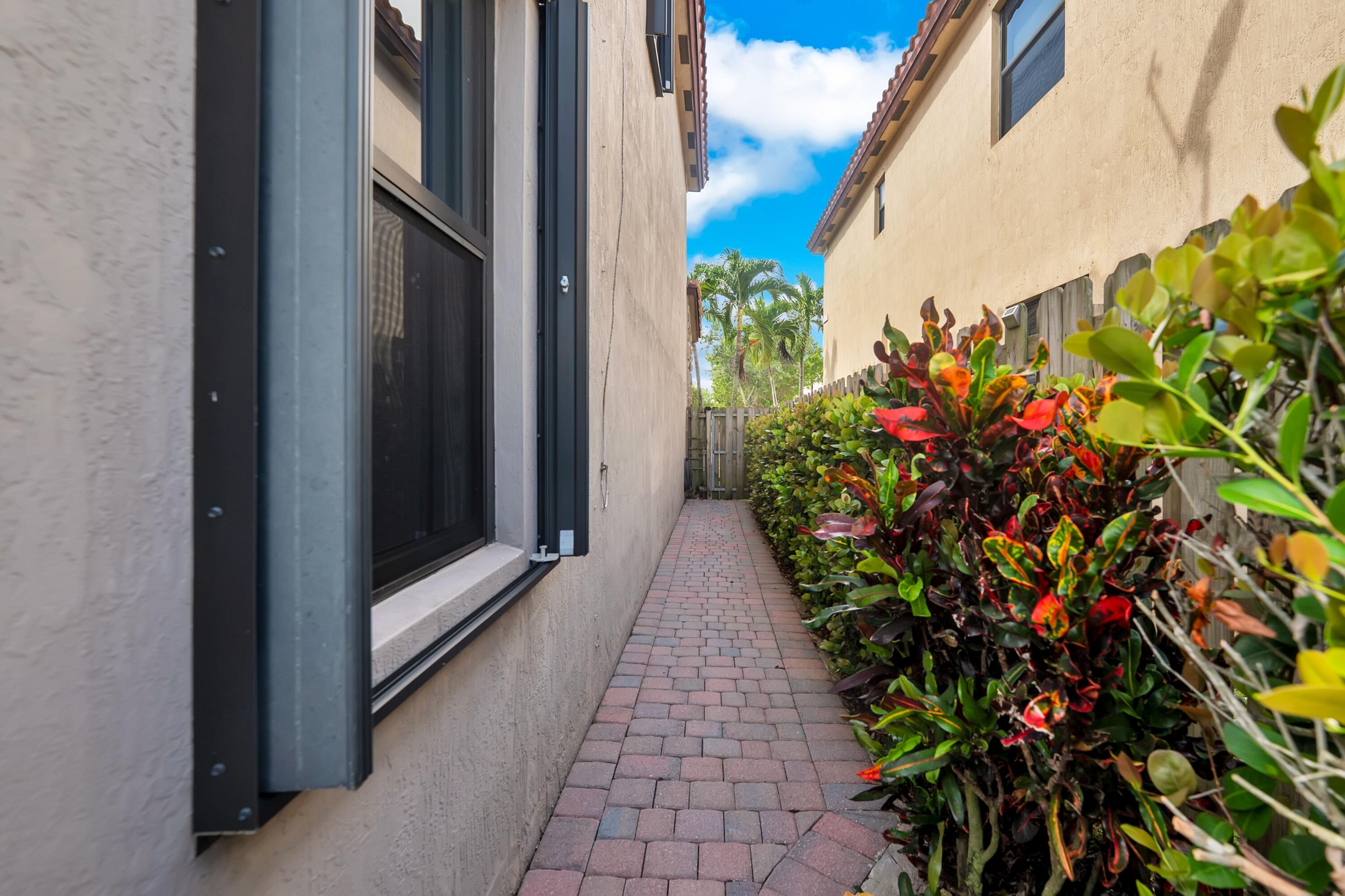 BAYWINDS OF HATTERAS REPLAT - Residential