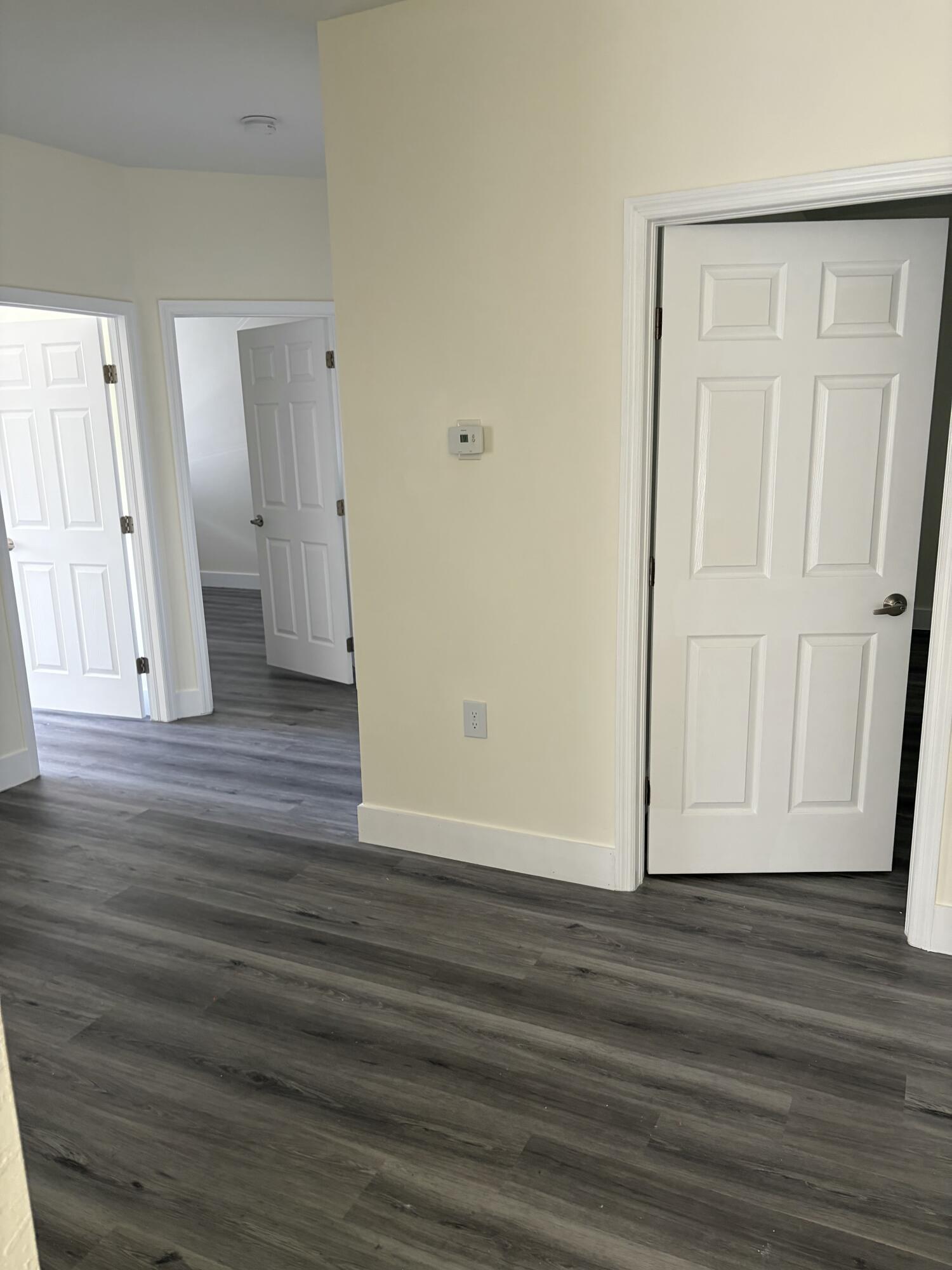 LAKES AT PEMBROKE - Residential Lease