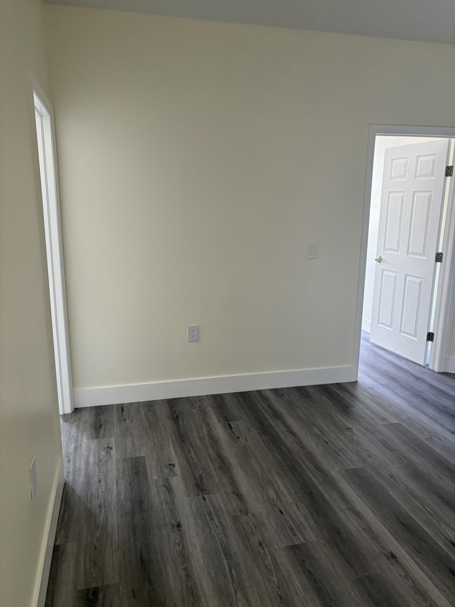 LAKES AT PEMBROKE - Residential Lease