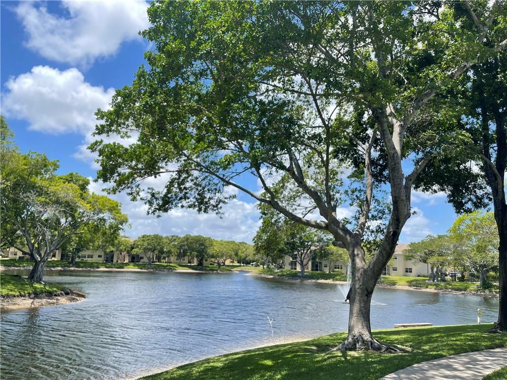 WATERS EDGE AT DEERFIELD CONDO - Residential Lease