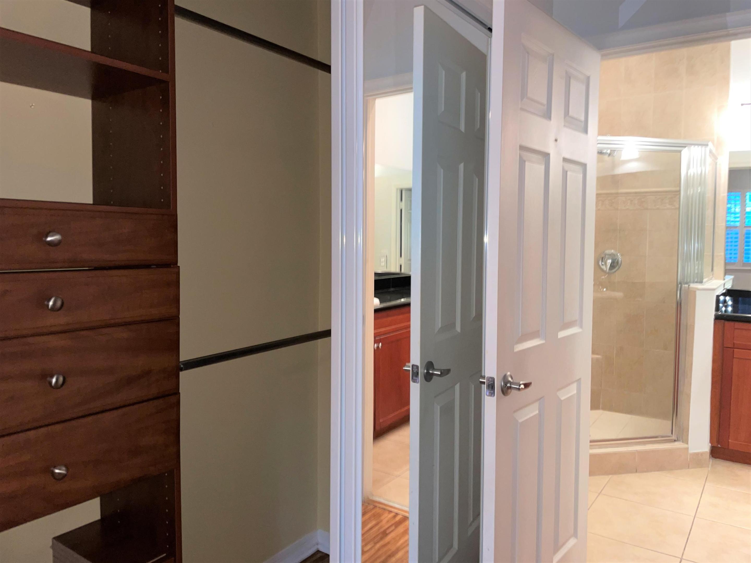 PINEAPPLE VILLAGE NORTH - Residential Lease