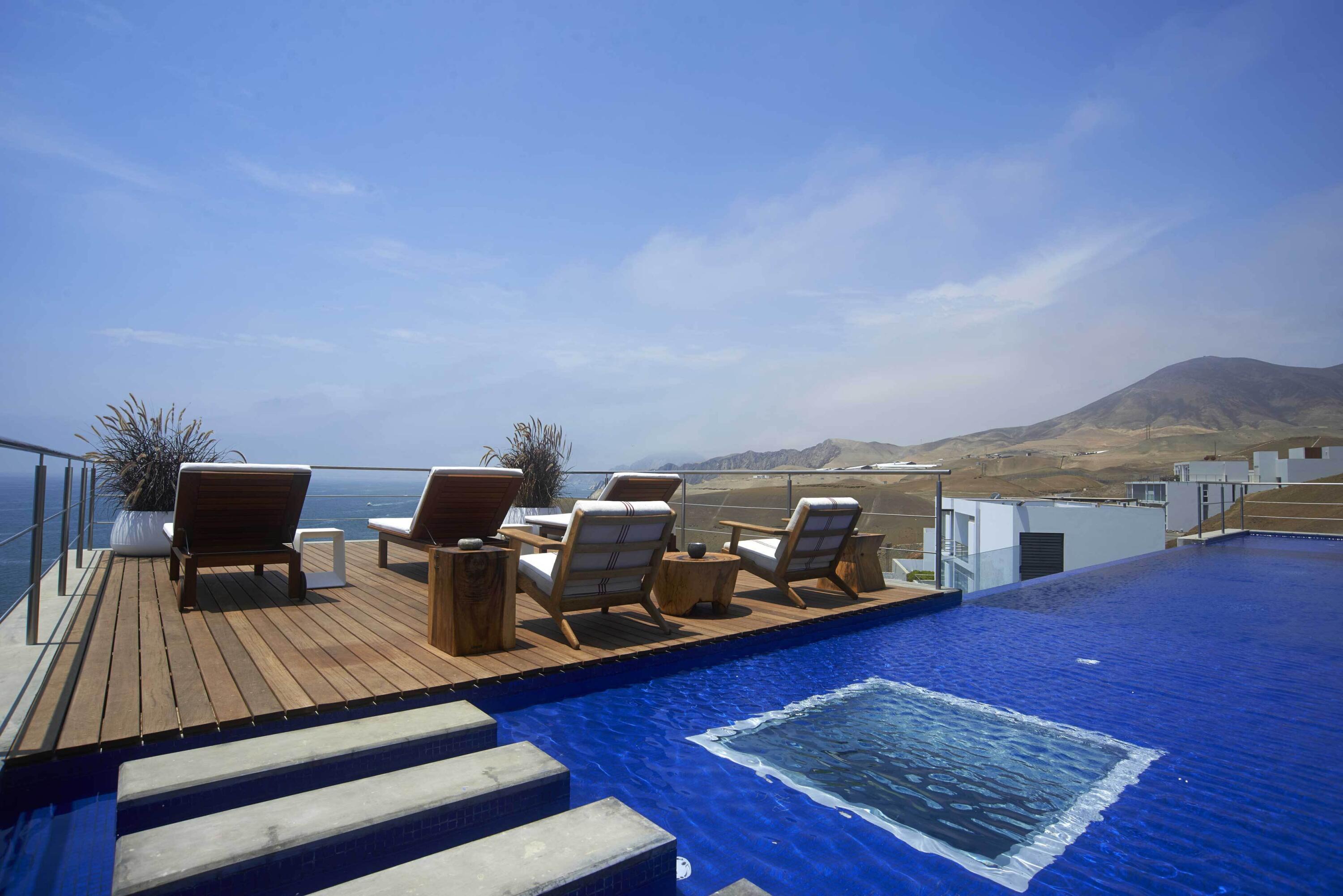 CLUB NAUTICO POSEIDON - ZONA SOL DEL MAR - PUCUSAN - Residential
